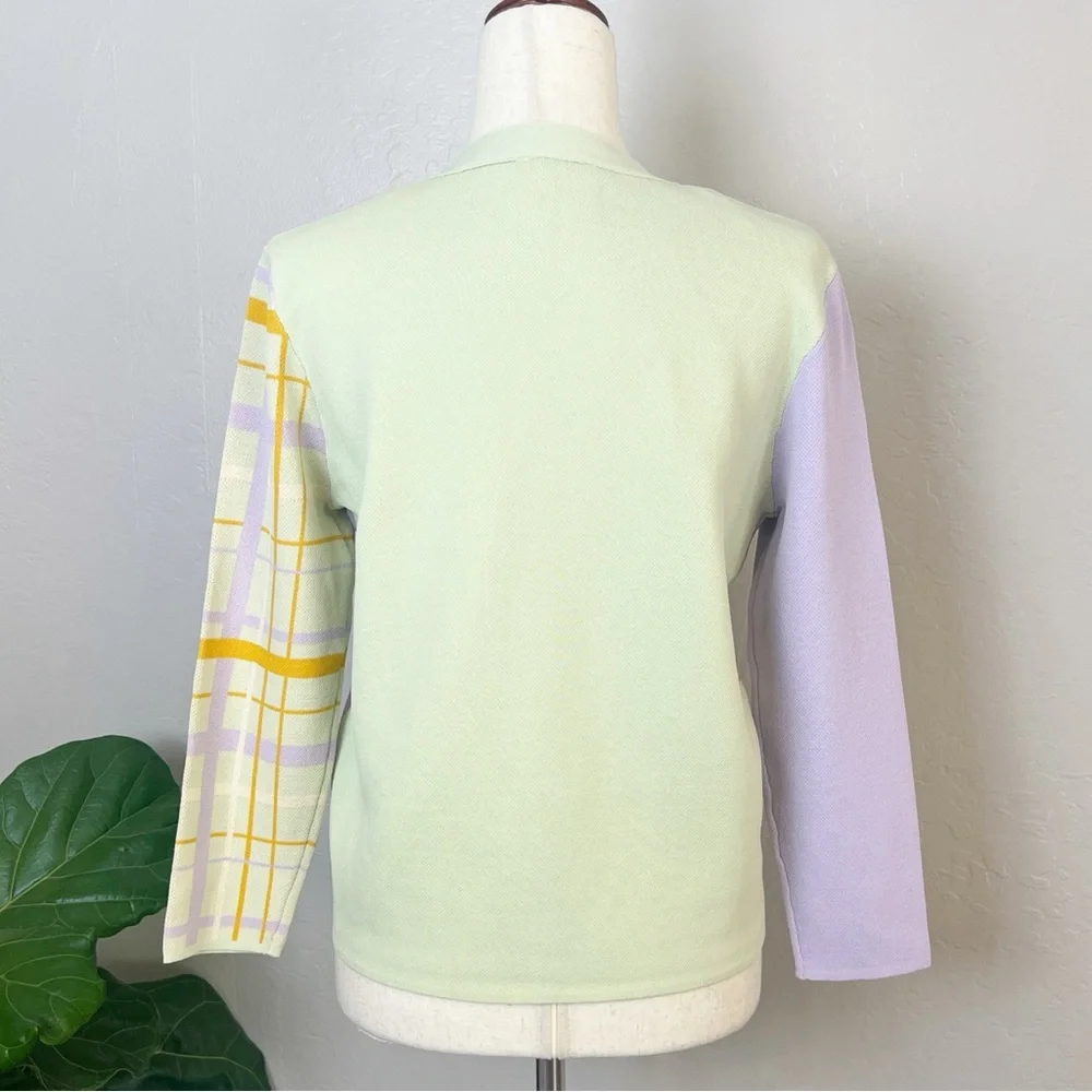 •LOVE, BONITO• Lavender Plaid Wisteria V-Neck Button Front Knit Cardigan‎ Size 4